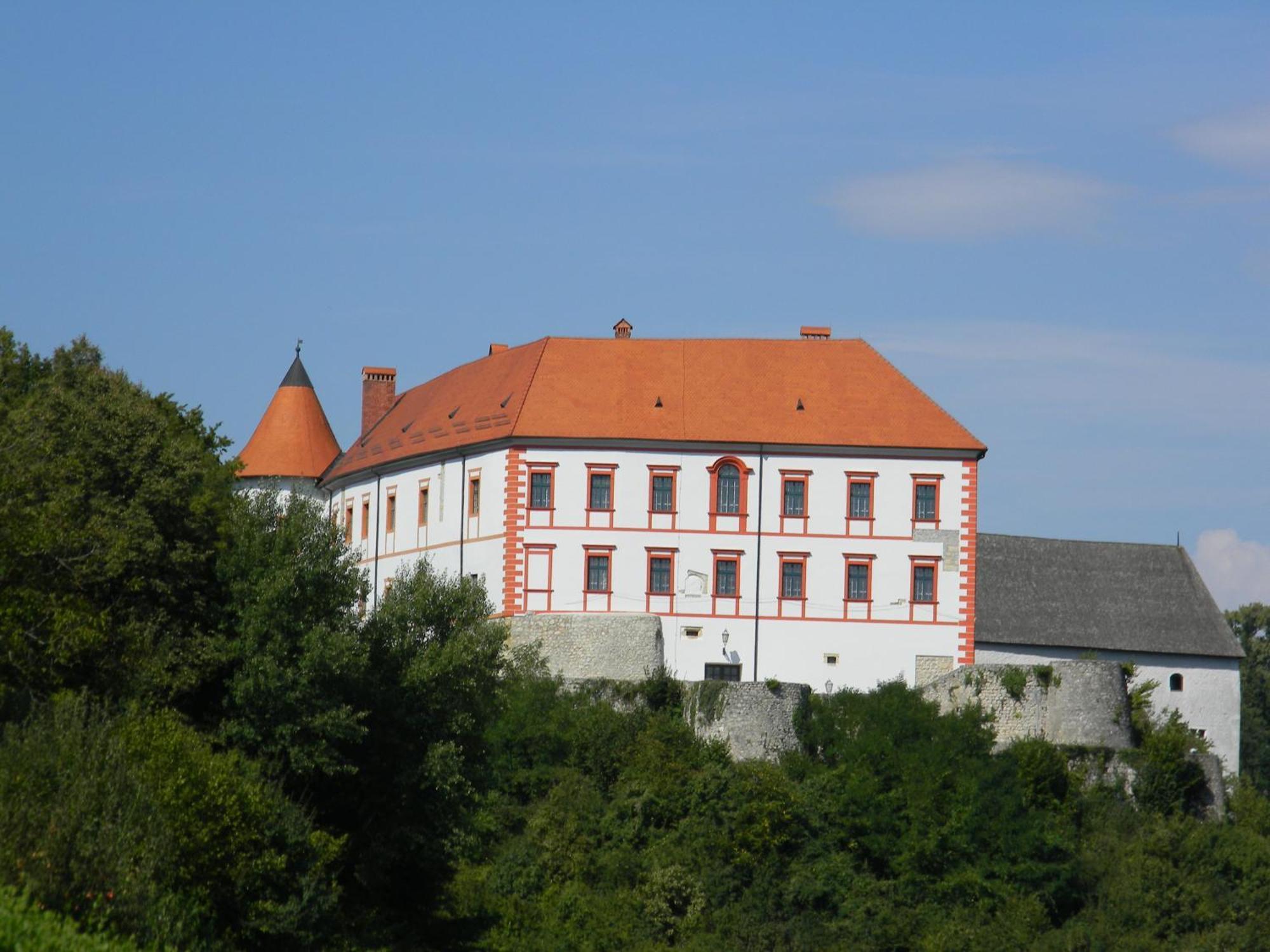 Apartmani Slavek Jastrebarsko Exterior foto