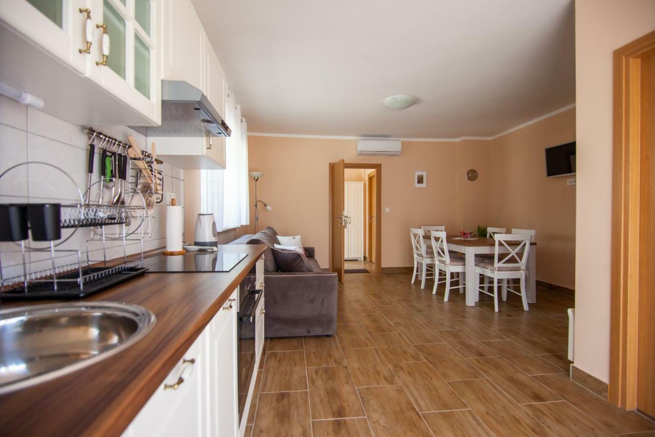 Apartmani Slavek Jastrebarsko Exterior foto